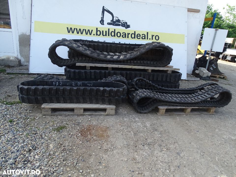 Senile de cauciuc pt. miniexcavatoare si excavatoare 400x72,5 BX - 1