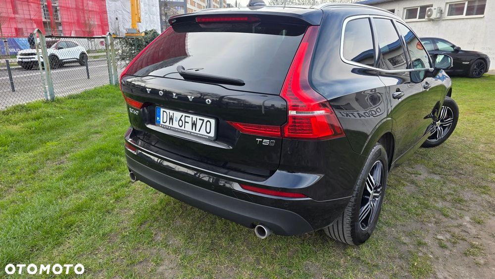 Volvo XC 60 T5 Momentum Pro - 5