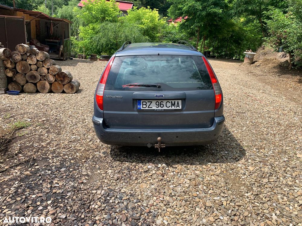 Ford Mondeo Wagon 2.0 Aut. Trend - 4