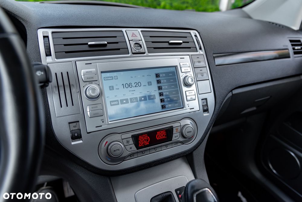 Ford Kuga 2.5 4x4 Trend - 35