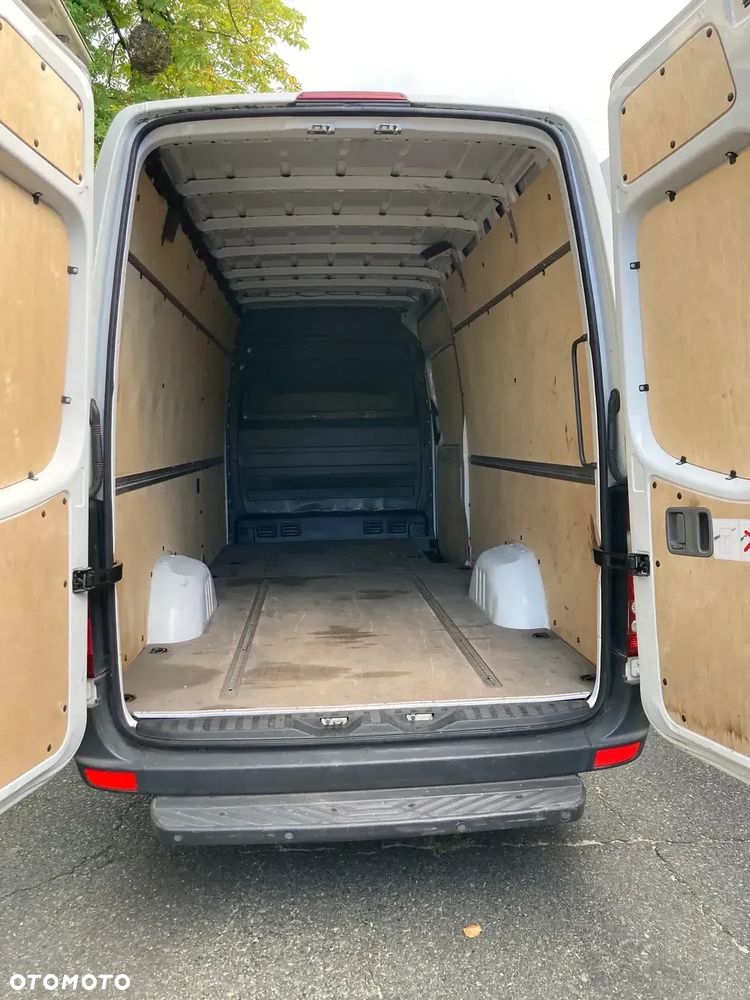 Mercedes-Benz Sprinter - 8