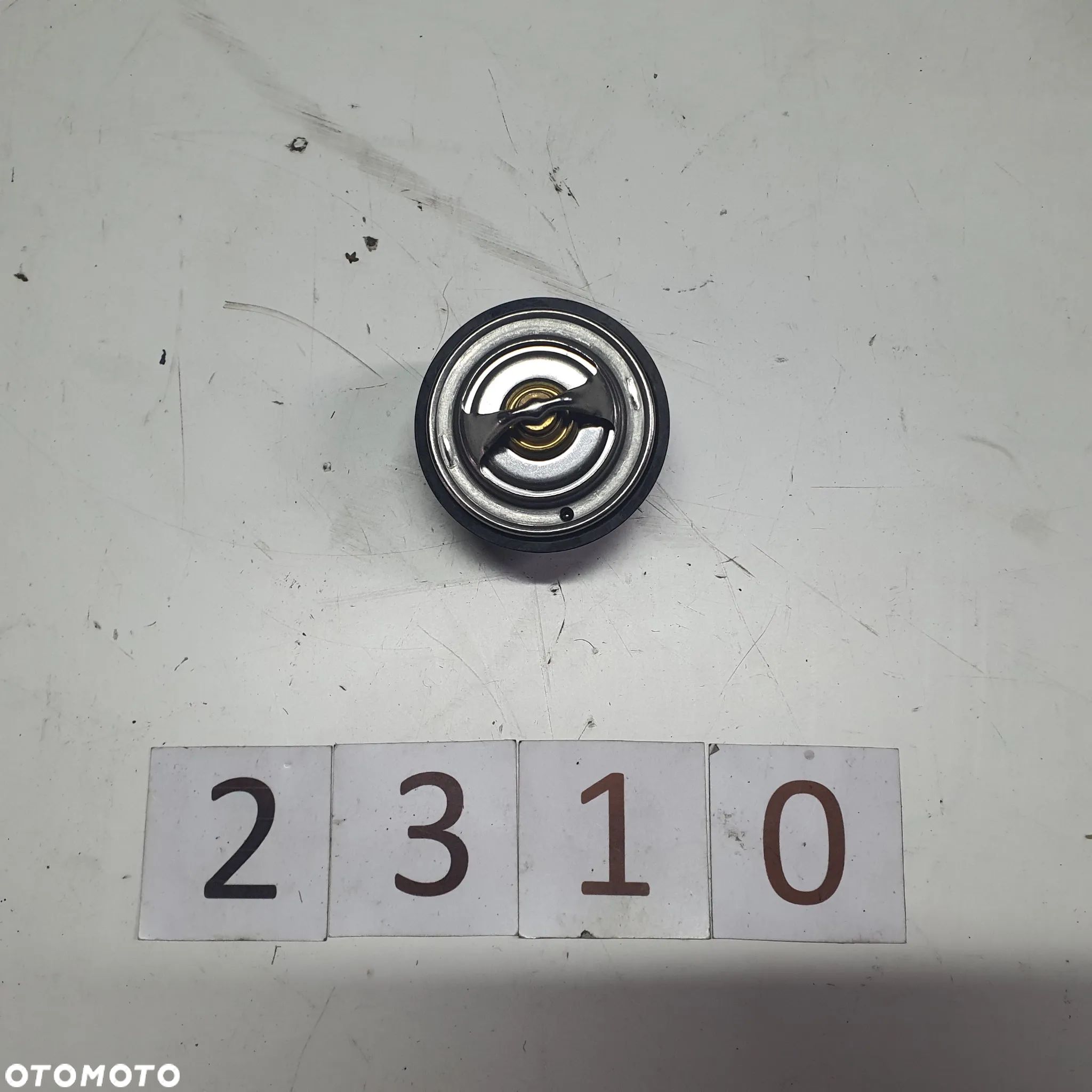 Termostat MAN TGX TGS TGA TGL TGM 08.12- EURO 6 83C 51064026009 D2066 D2676 - 1