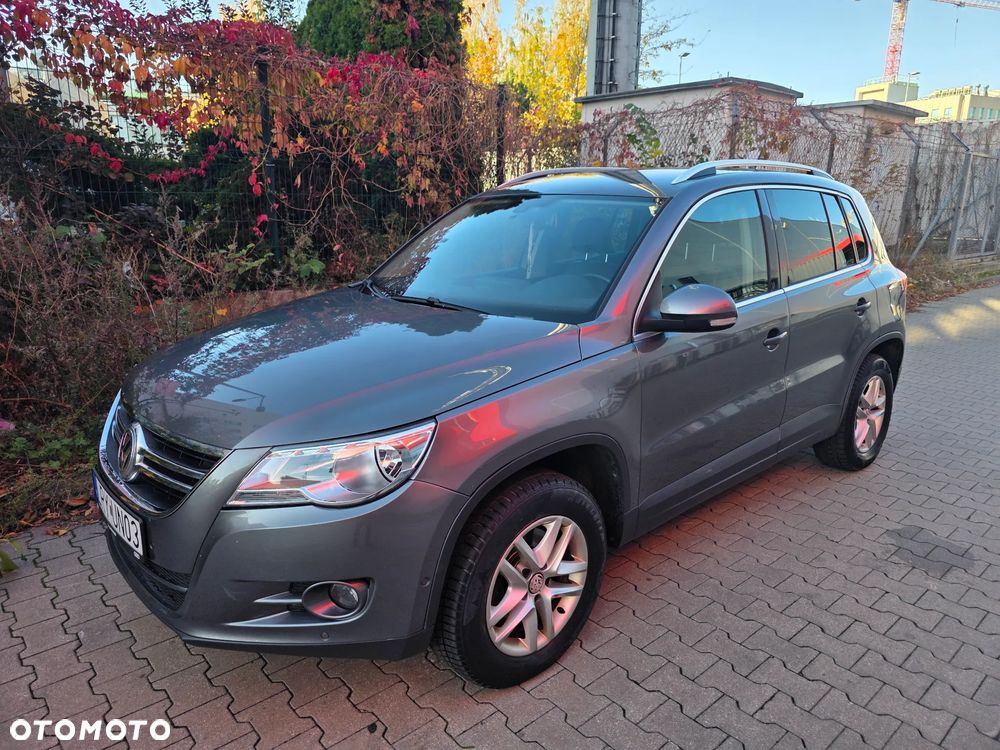 Volkswagen Tiguan - 2