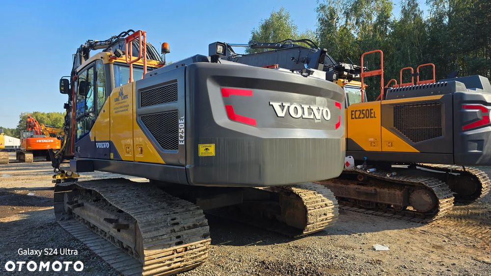 Volvo Ec250 - 1