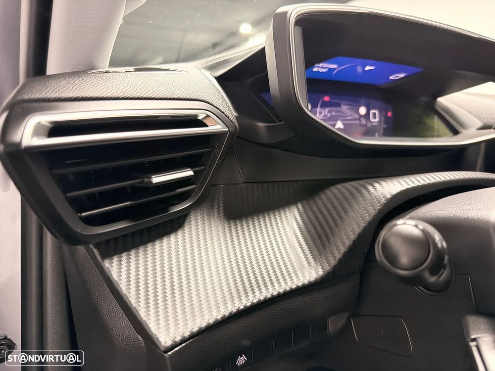 Peugeot 2008 BlueHDi 110 Allure - 16