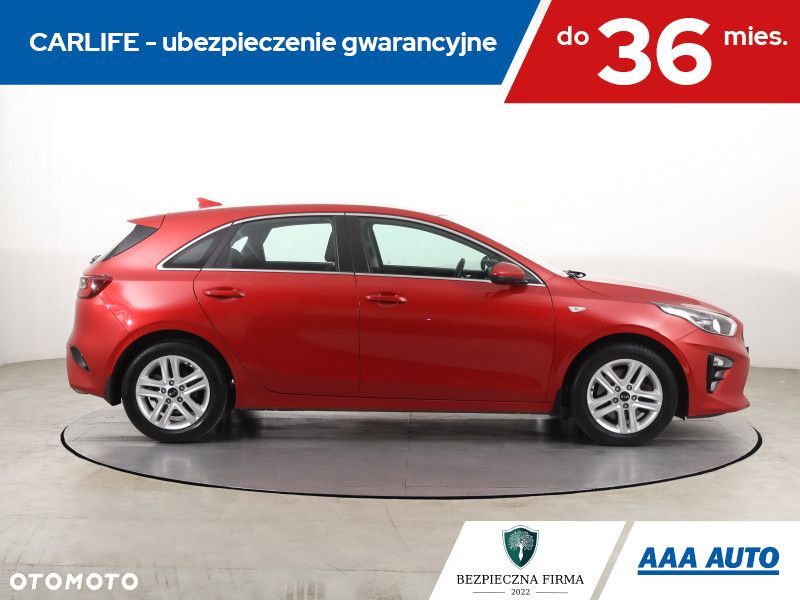 Kia Ceed - 8