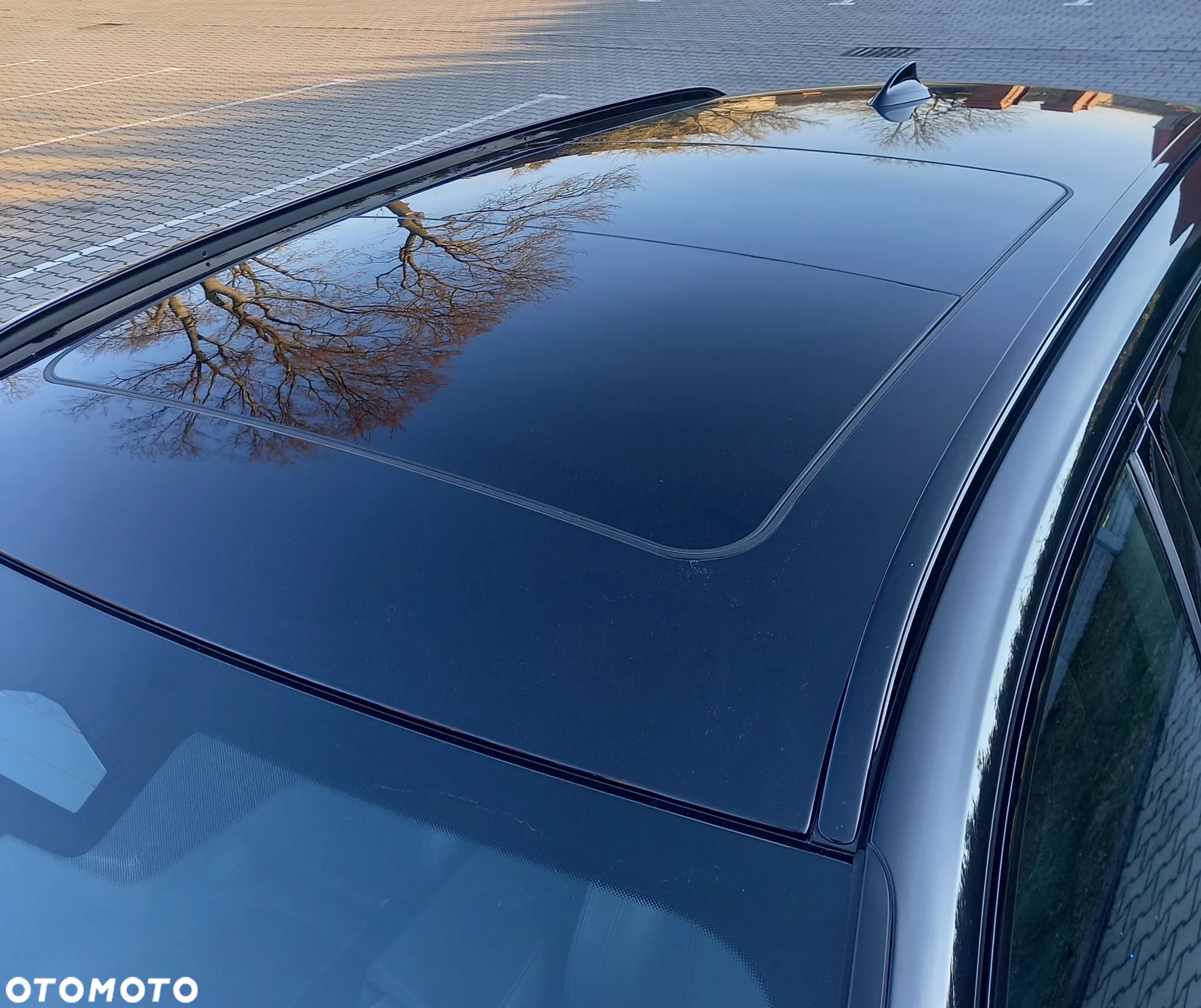 BMW Seria 3 330e Touring xDrive M Sport - 10