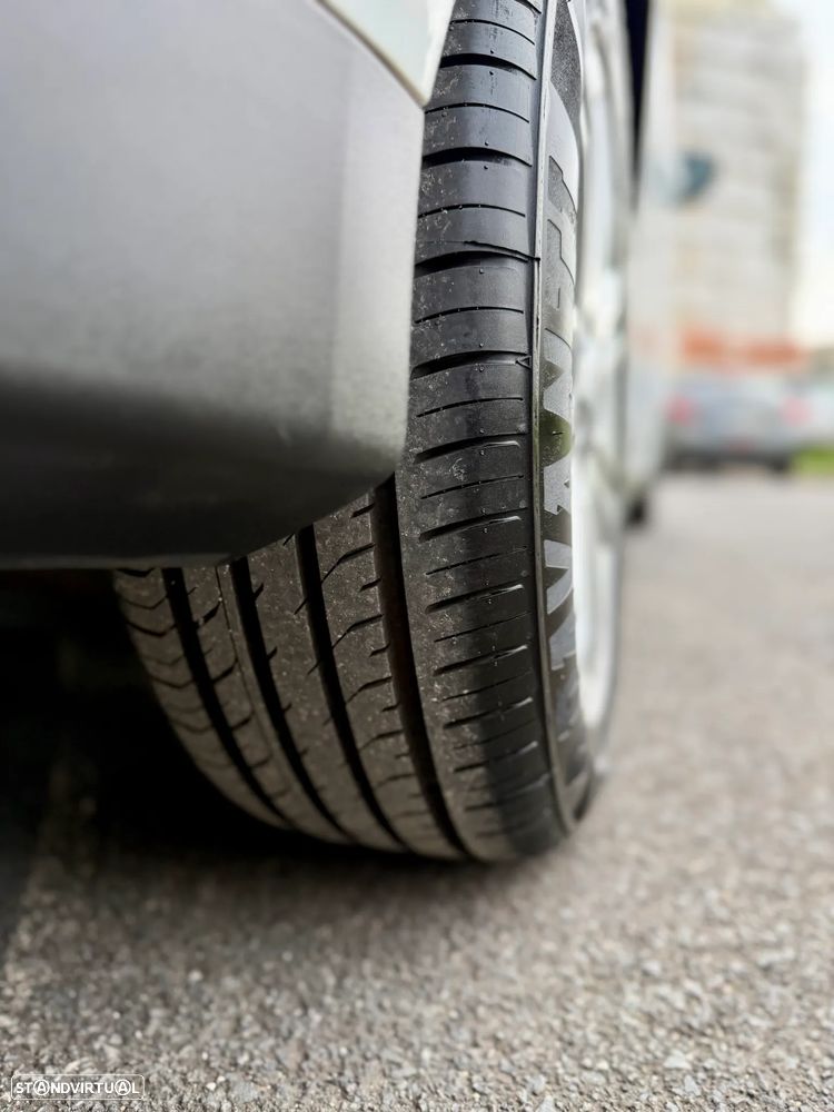 Ford C-Max 1.0 Ecoboost S&S Titanium - 4