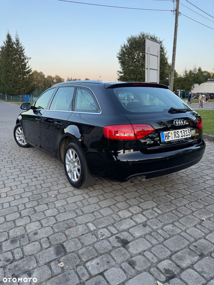 Audi A4 Avant - 4