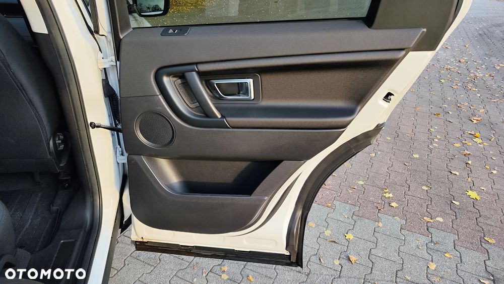 Land Rover Discovery Sport 2.0 eD4 Pure - 27