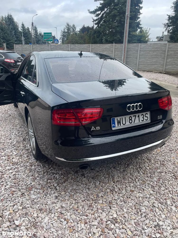 Audi A8 4.2 FSI Quattro - 2