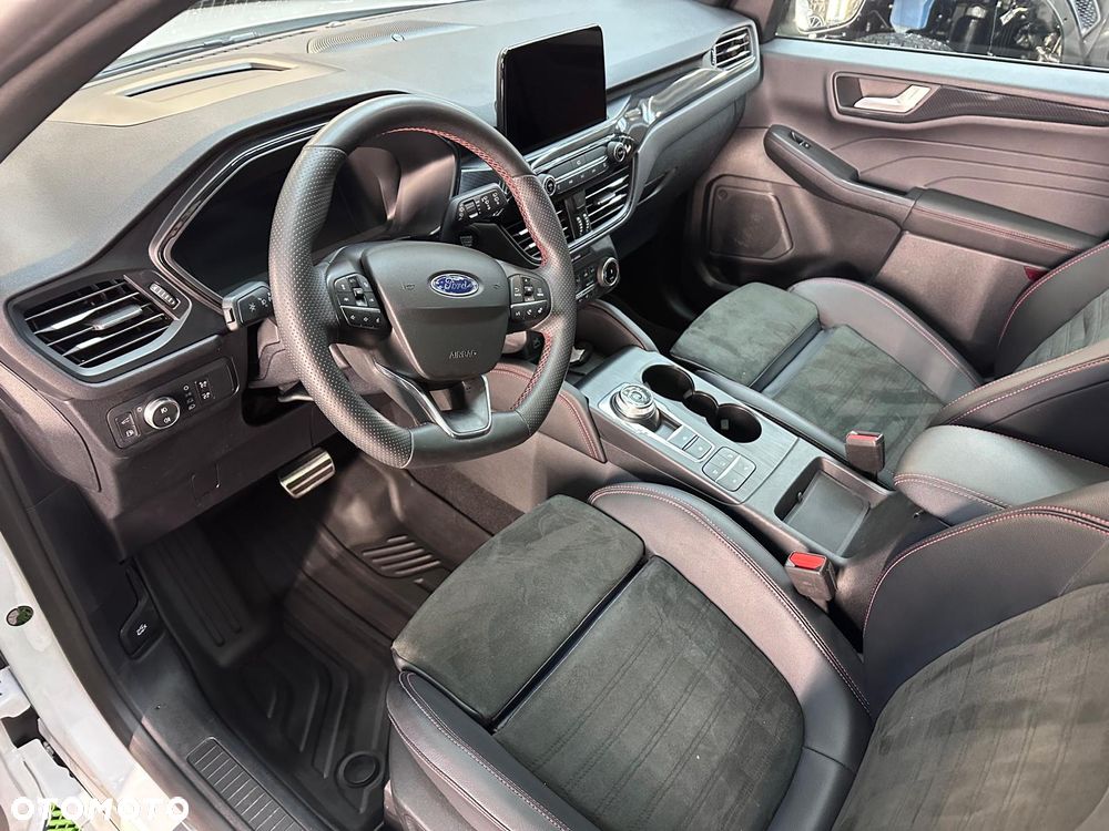 Ford Kuga 2.5 Duratec PHEV ST-LINE X - 10