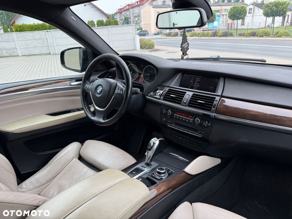 BMW X6 - 8