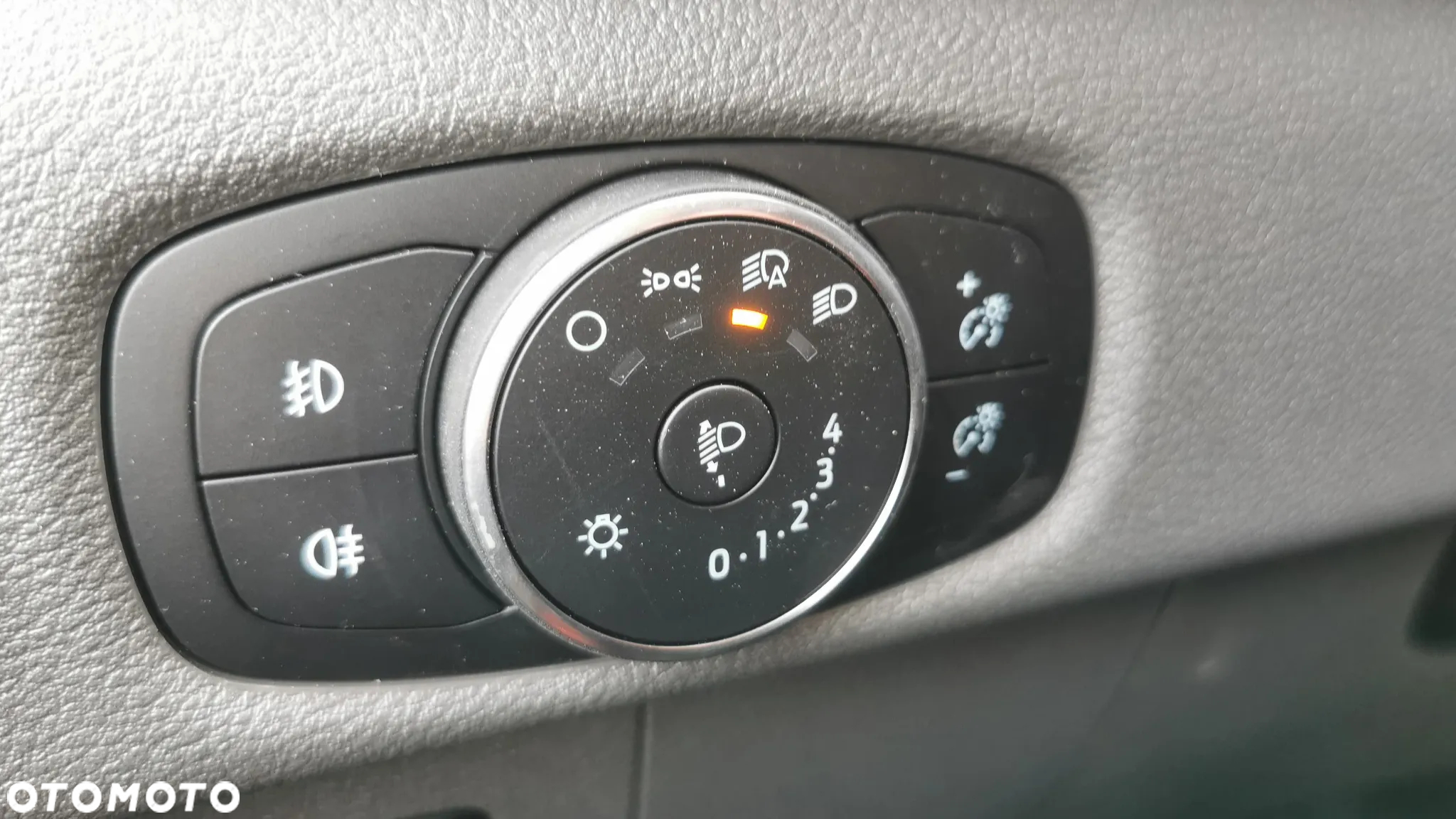 Ford TRANSIT - 13