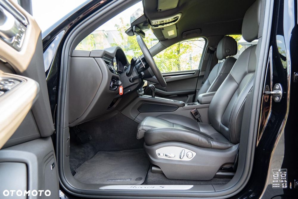 Porsche Macan S - 14