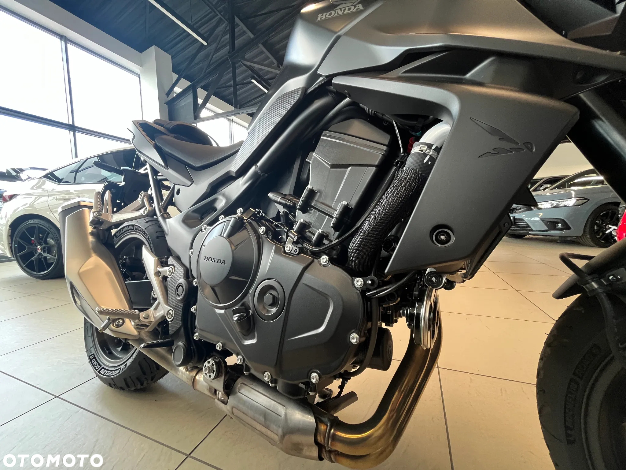 Honda CB - 10
