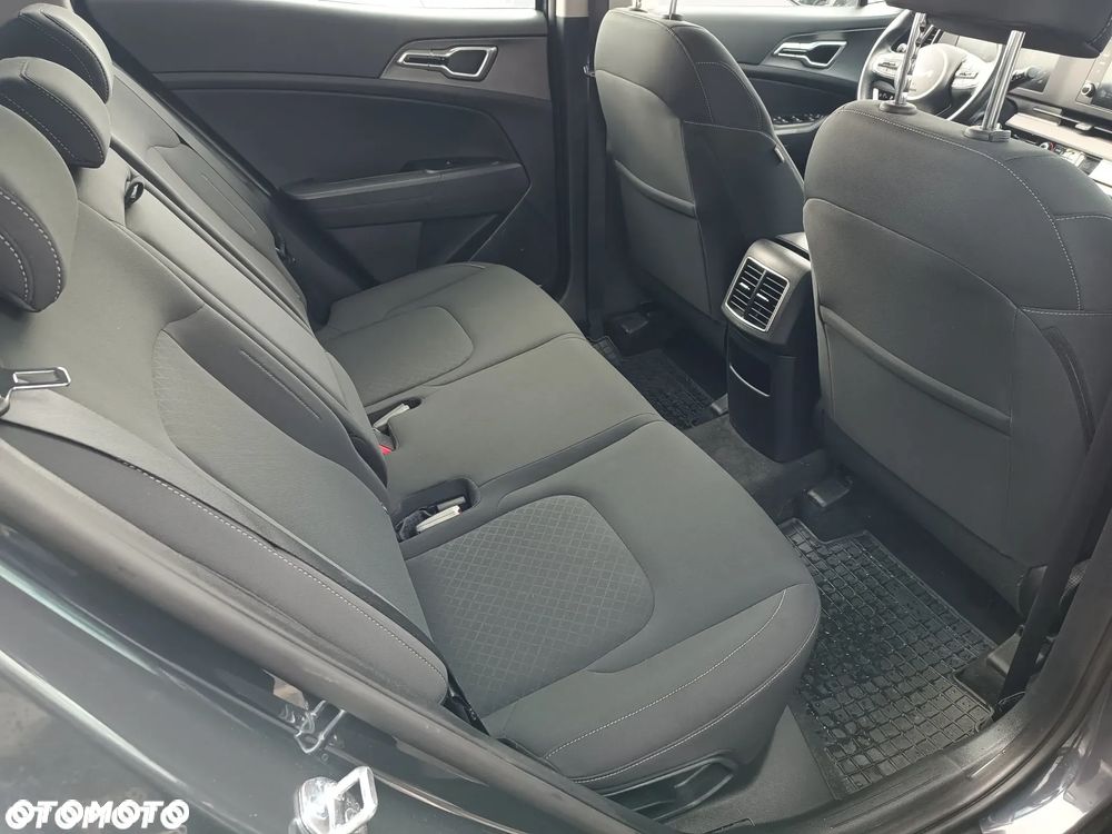 Kia Sportage - 16