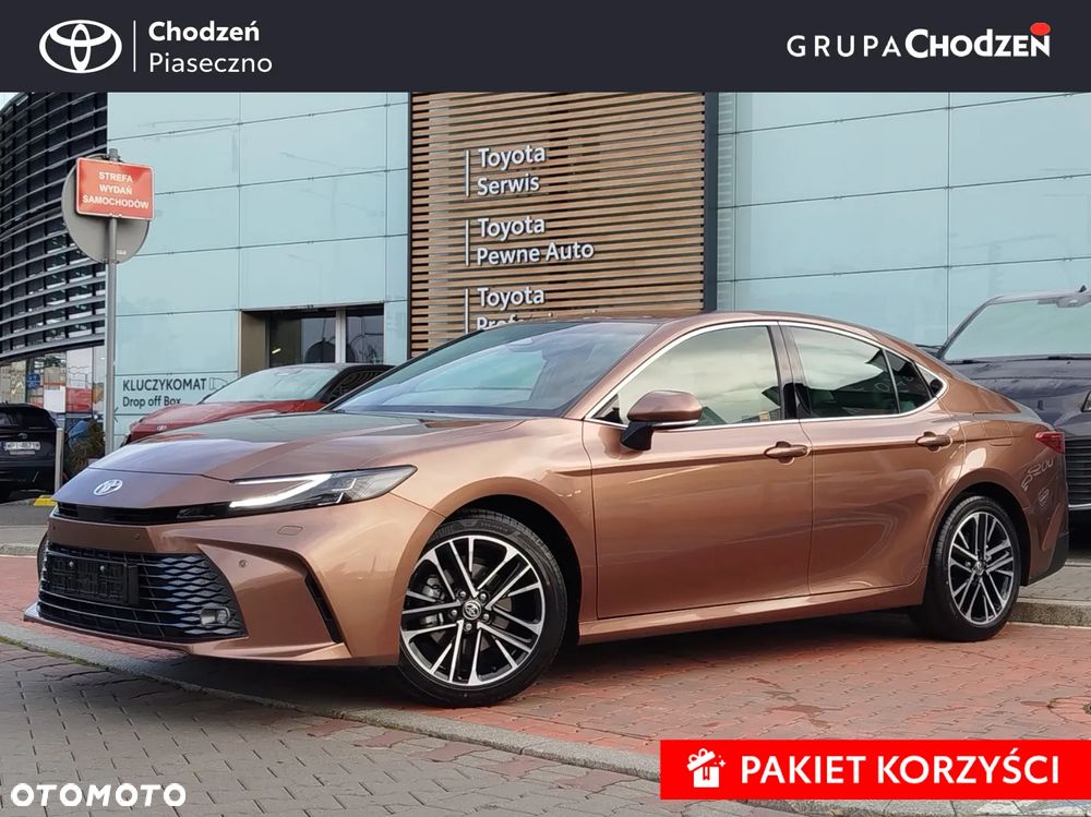 Toyota Camry 2.5 Hybrid Dynamic Force Prestige e-CVT - 1