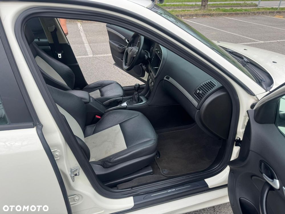 Saab 9-3 1.9 TTiD DPF Vector - 33