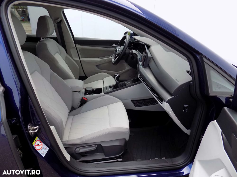 Volkswagen Golf 1.5 TSI ACT Style - 27