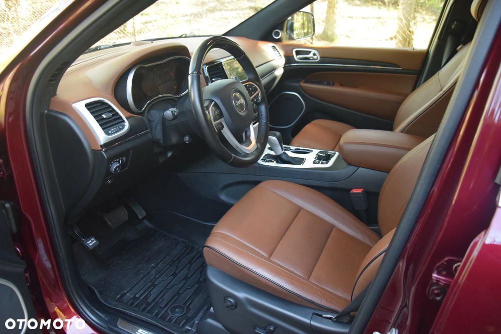 Jeep Grand Cherokee - 11