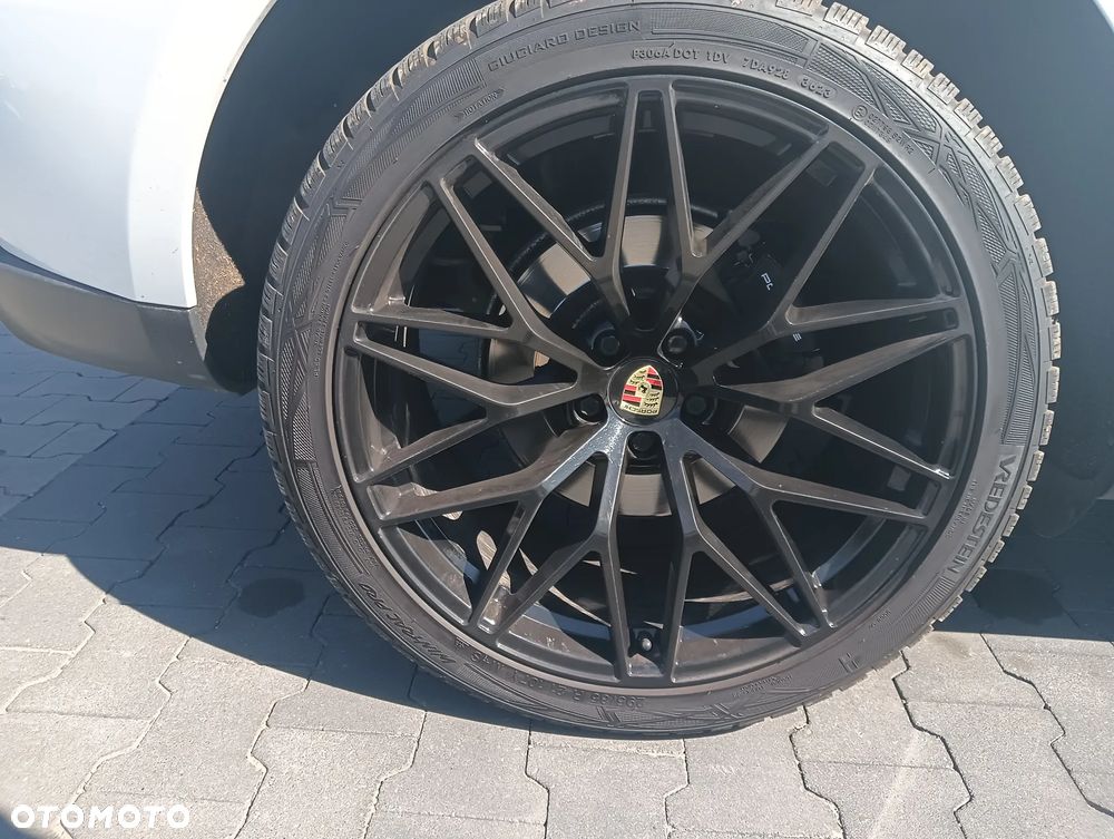 Porsche Macan Standard - 12