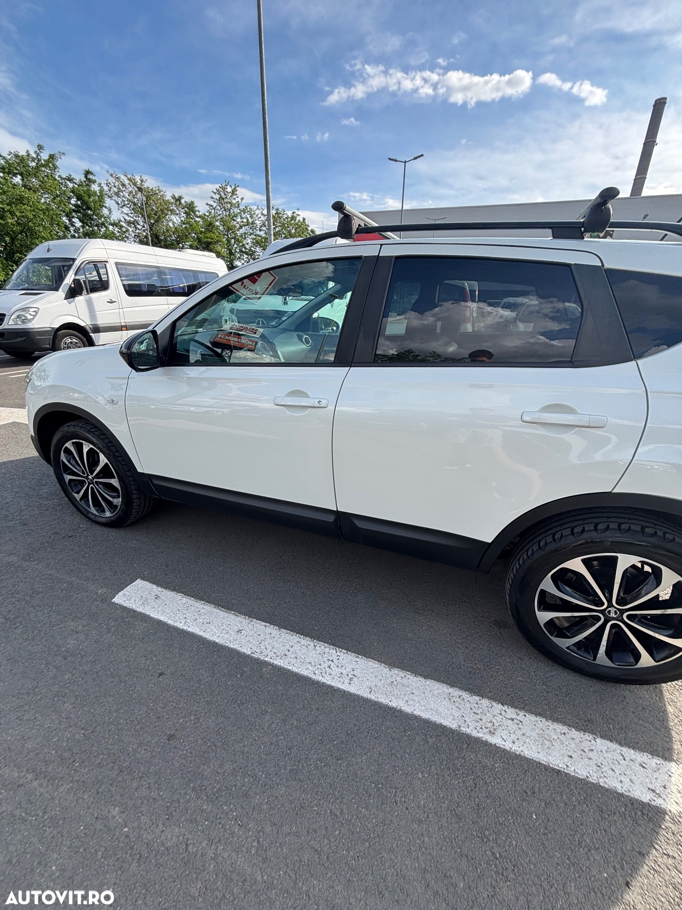Nissan Qashqai 1.6 DCI TEKNA - 6