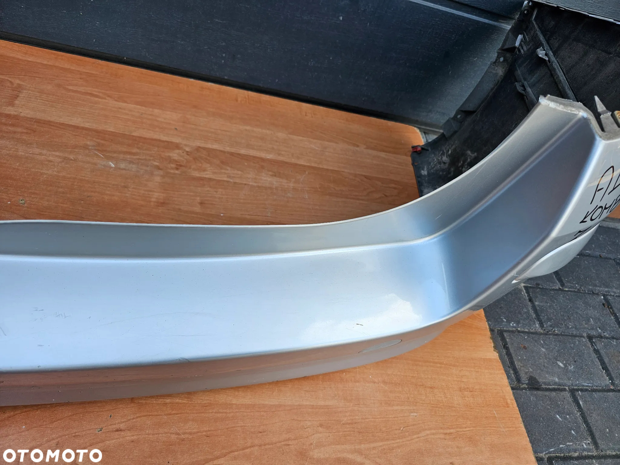 ZDERZAK TYŁ TYLNY OPEL ASTRA H KOMBI Z157 - 17