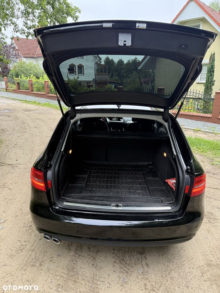 Audi A4 Avant - 4