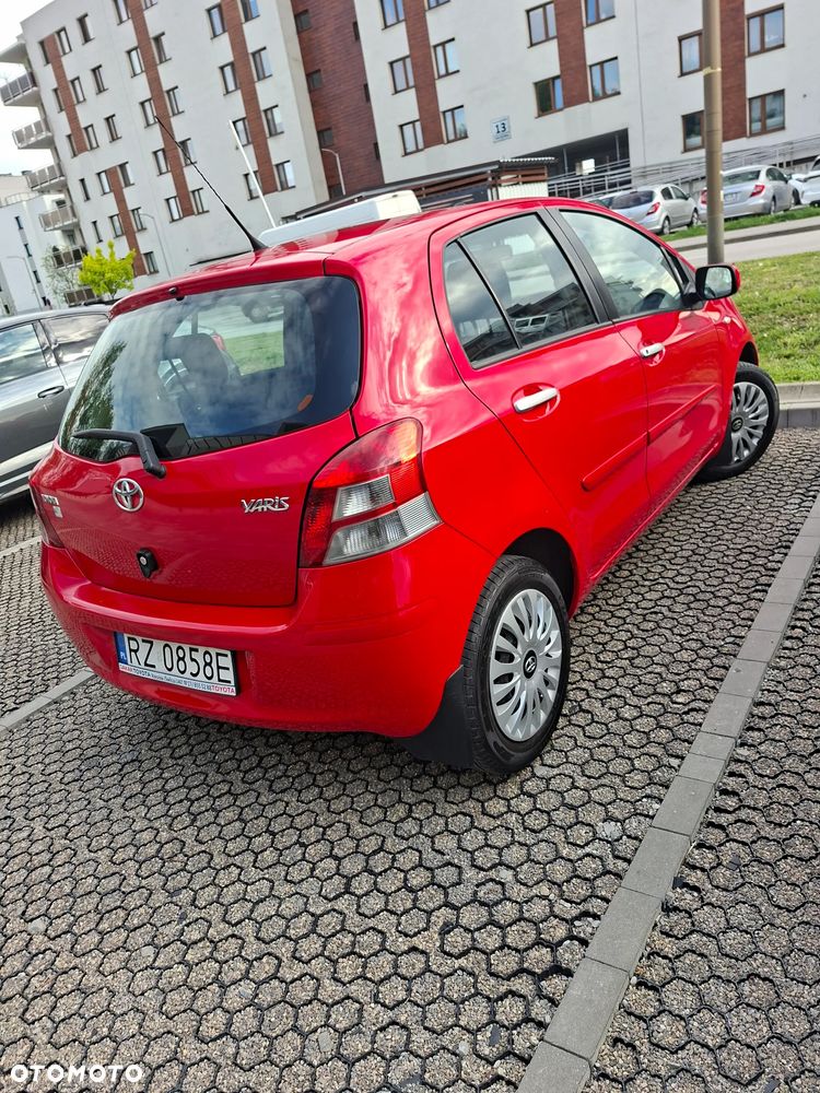 Toyota Yaris 1.33 2010 - 3