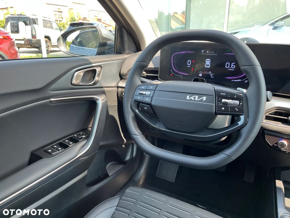 Kia XCeed 1.6 T-GDI L DCT - 14