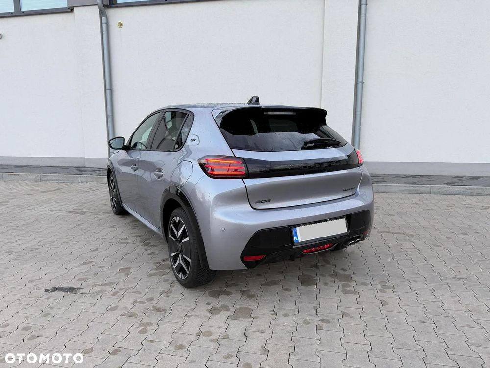 Peugeot 208 1.2 mHEV GT - 9