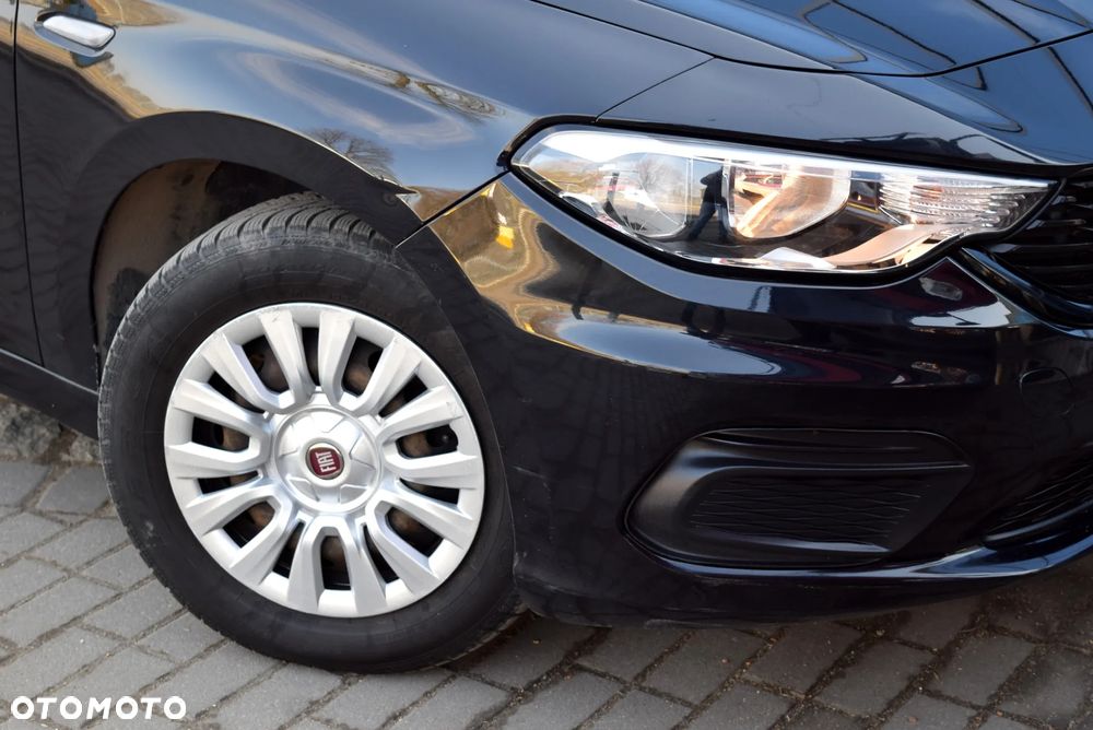 Fiat Tipo 1.4 16v Easy - 10