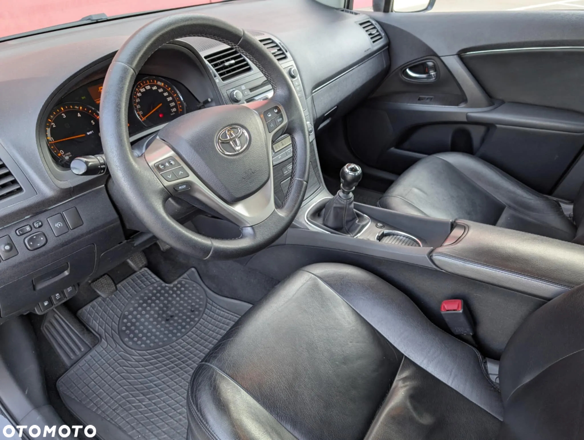 Toyota Avensis 2.0 D-4D Sol plus - 14