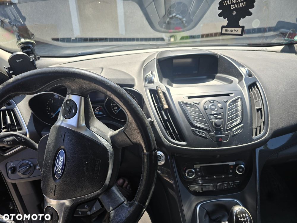 Ford Kuga - 6
