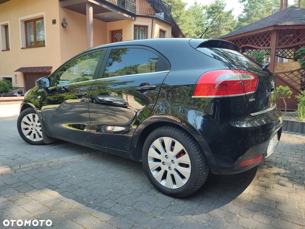 Kia Rio - 3