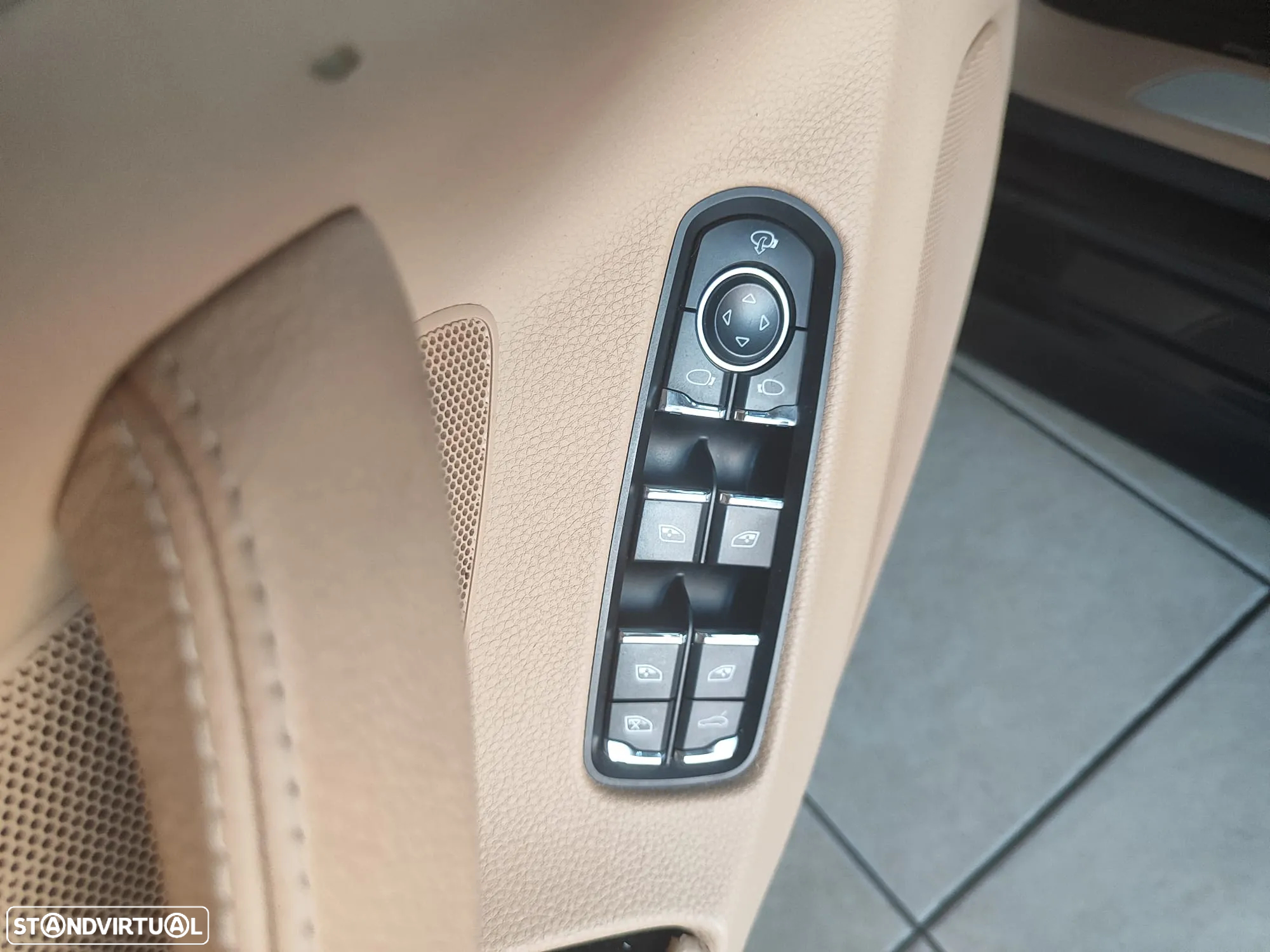 Porsche Panamera Platinum Edition - 23