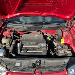 Volkswagen Golf - 23