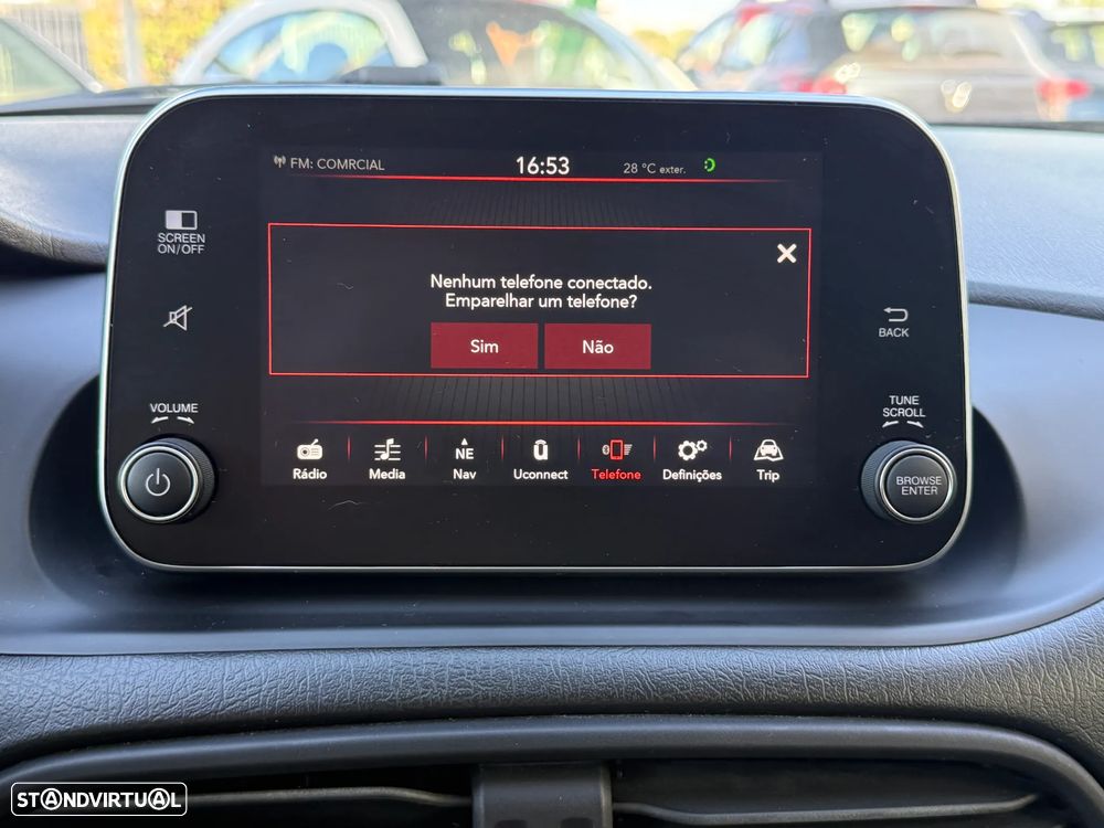 Fiat Tipo Station Wagon 1.3 M-Jet Lounge Tech - 31