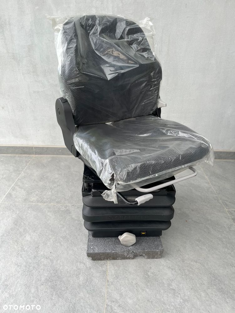 NOWY Fotel GRAMMER MSG85/721 mechaniczny - 1