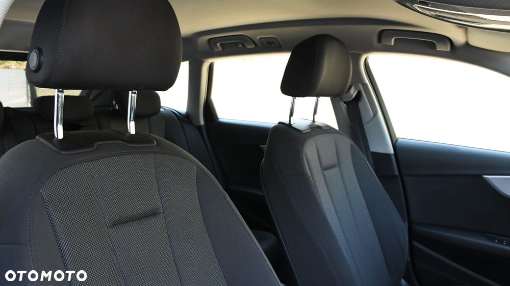 Audi A4 Avant 2.0 TDI S tronic - 22