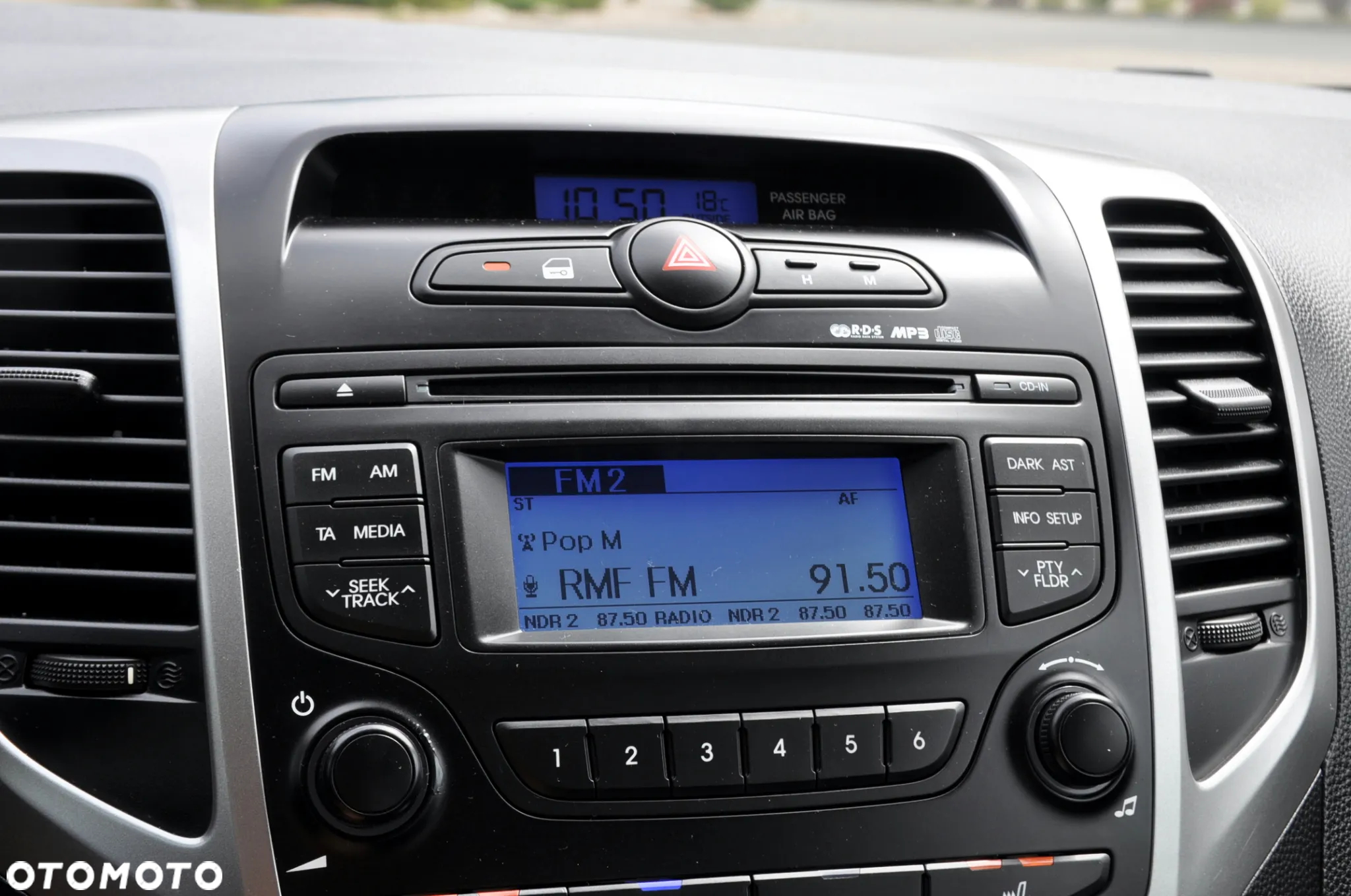 Hyundai ix20 1.4 Premium - 31