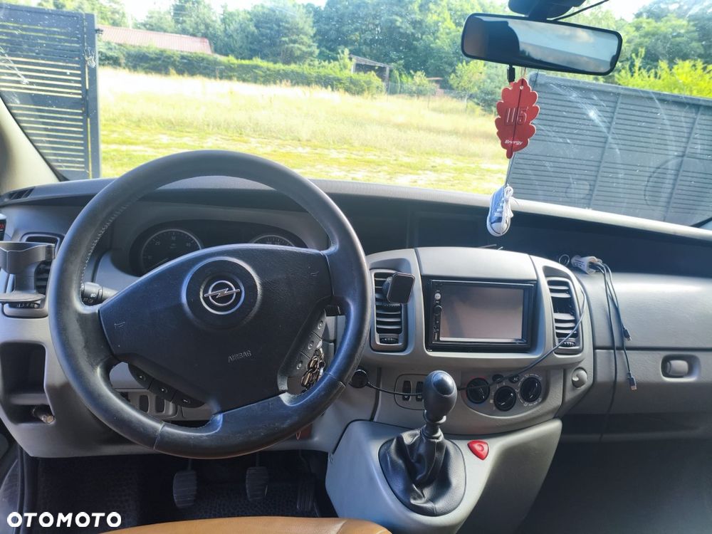 Opel Vivaro - 2