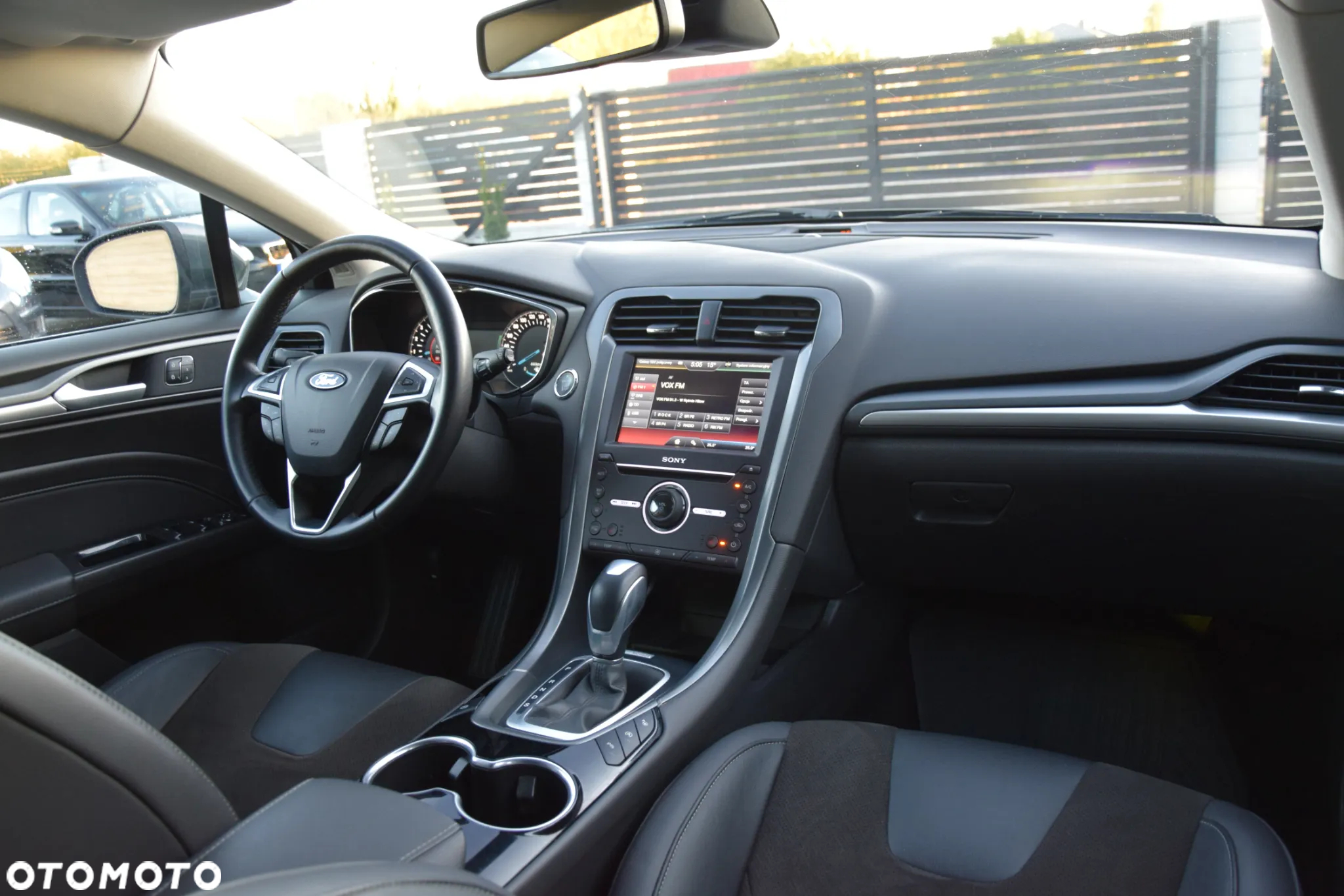 Ford Mondeo - 29
