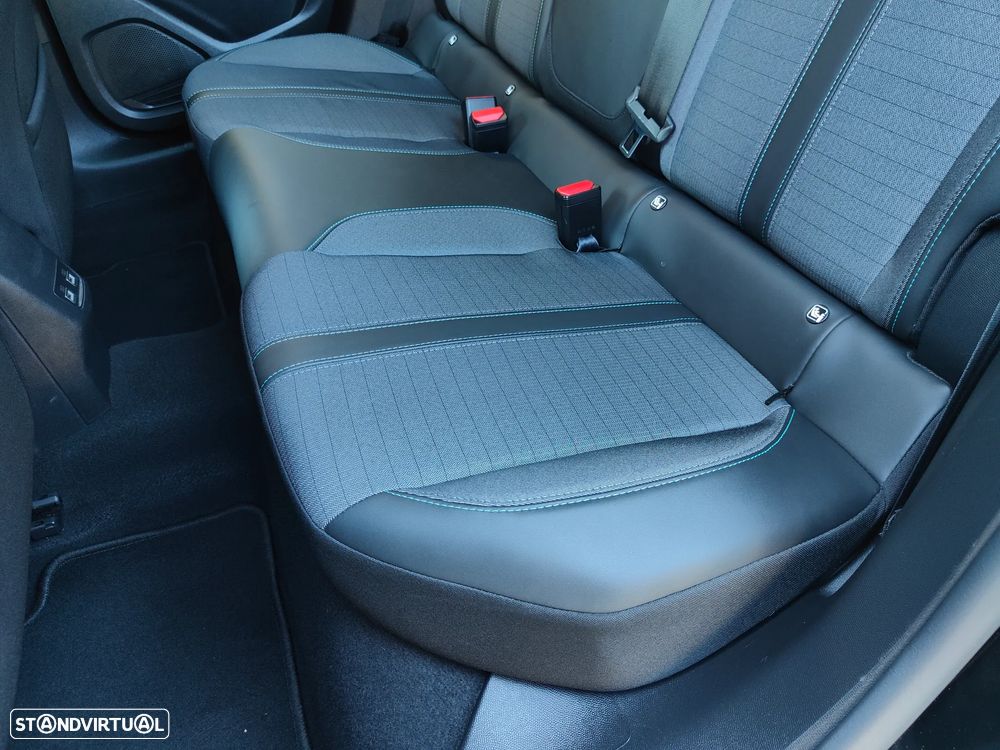 Peugeot 208 1.2 PureTech Allure Pack - 38