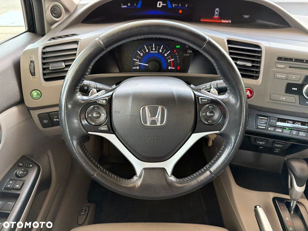 Honda Civic 1.8 Executive - 22