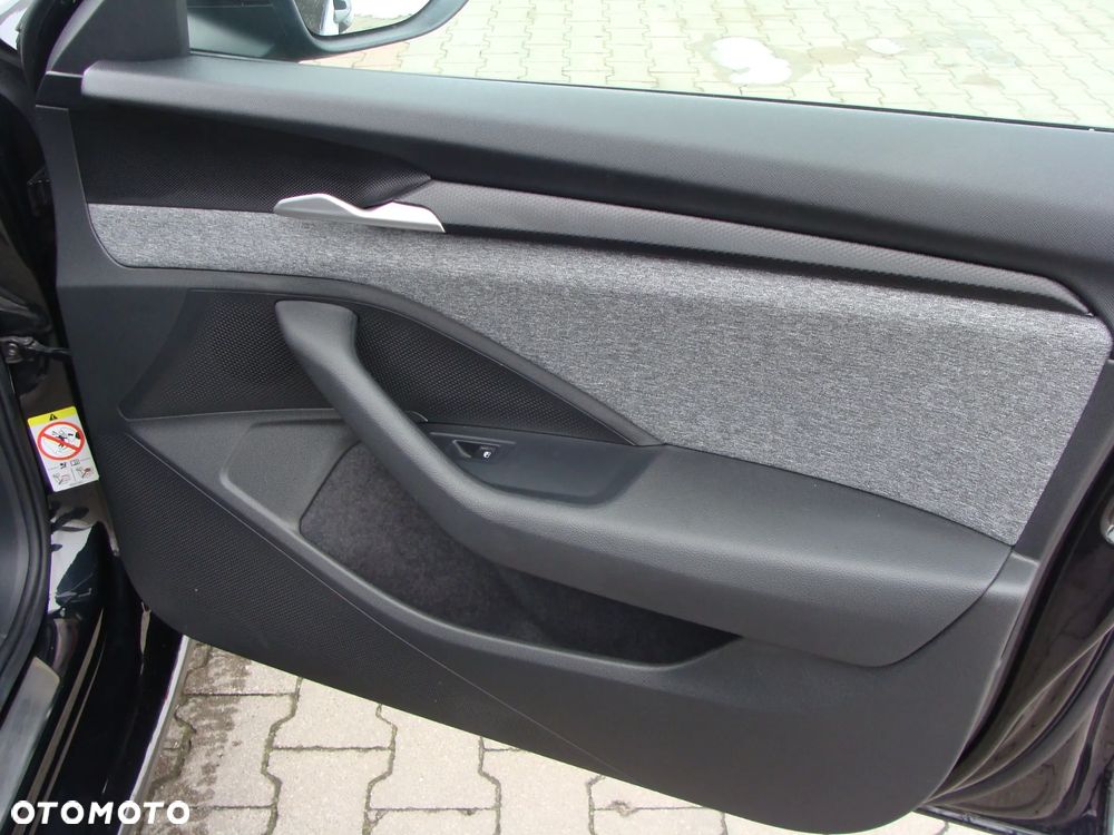 Skoda Superb 2.0 TDI DSG Selection - 25