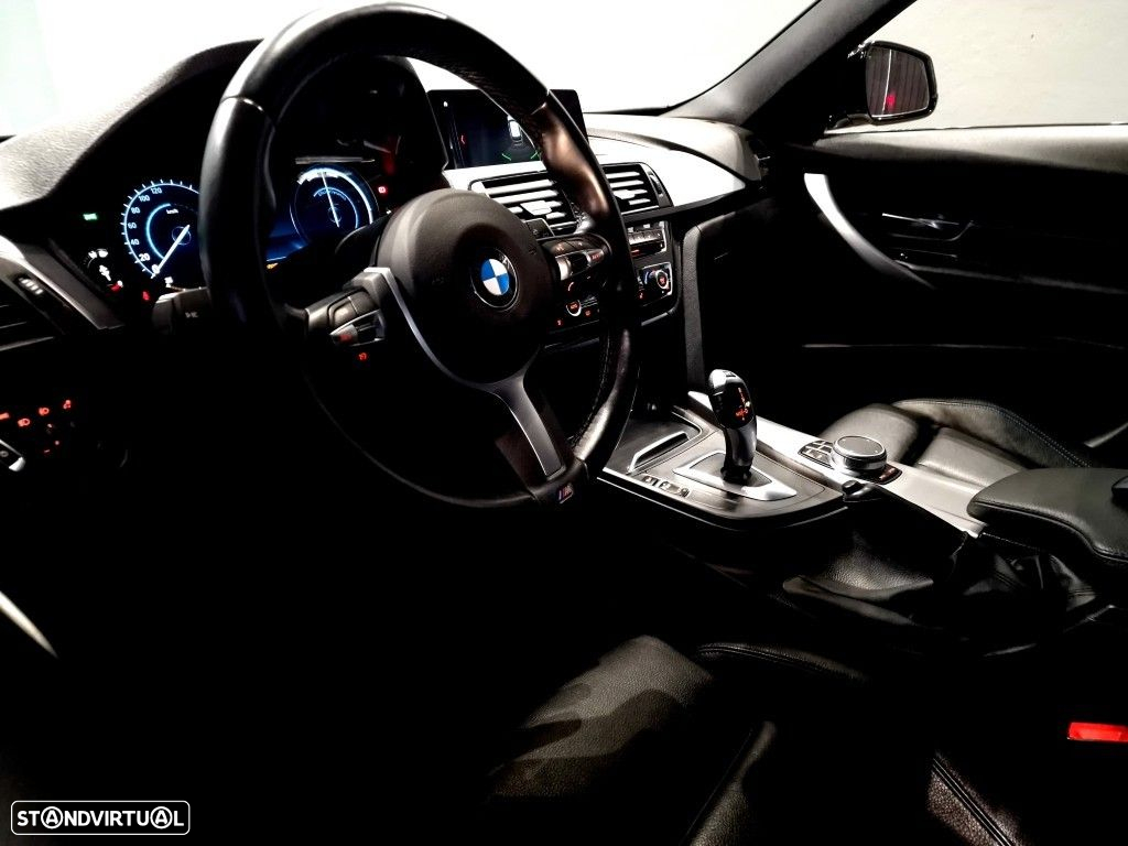 BMW 318 i Touring Pack M Auto - 28