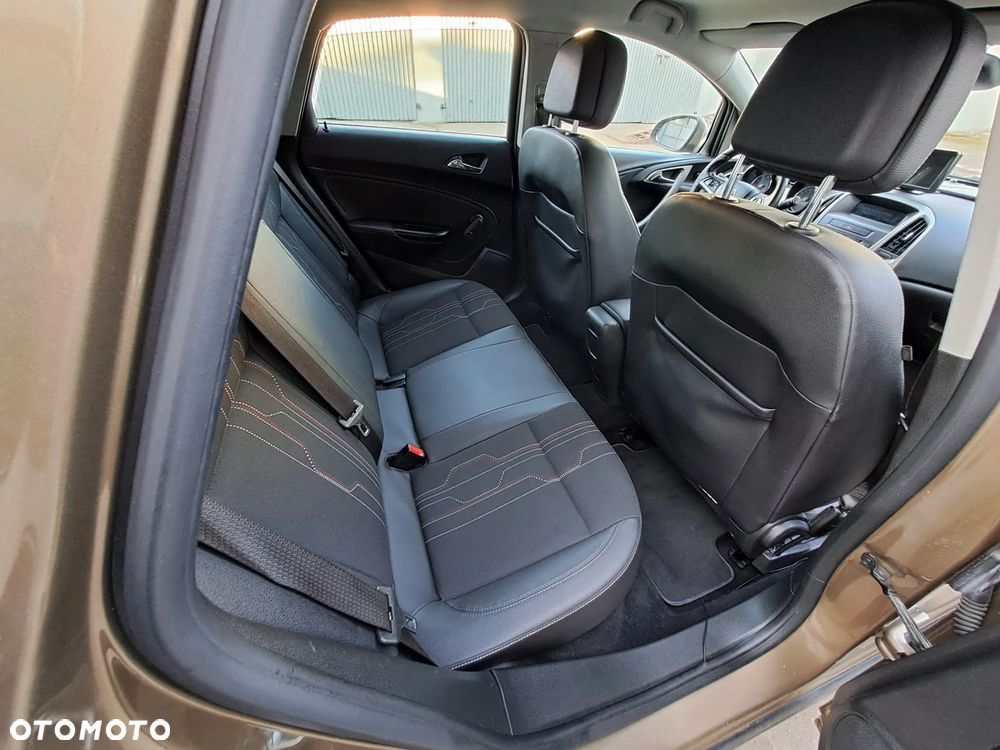 Opel Astra - 15