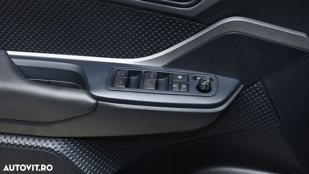 Toyota C-HR Business-Edition - 23